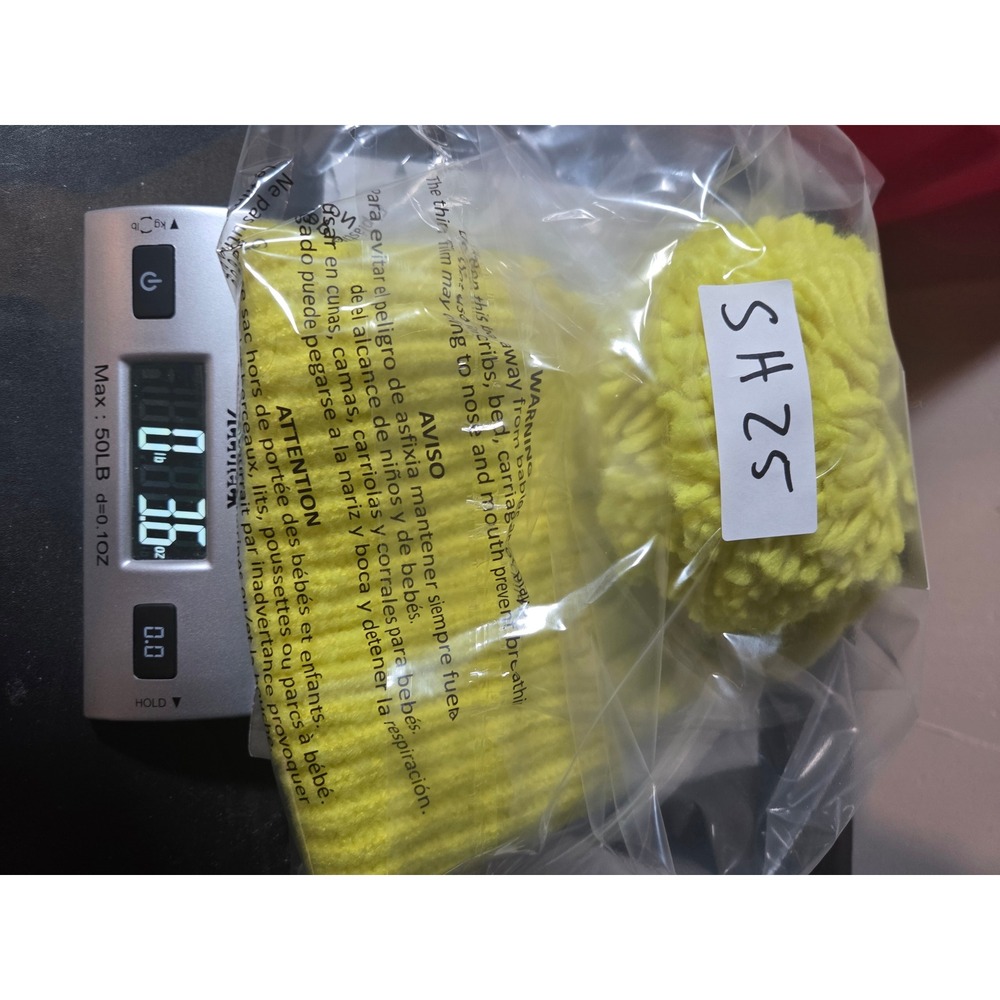 Unbranded Beanie Hat One Size Yellow Womens Ribbed Knit Pom-Pom Winter Accessory - Picture 8 of 8